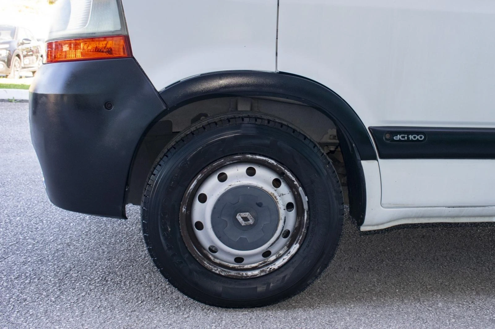 Renault Master 2.5 dCi L3H3 8