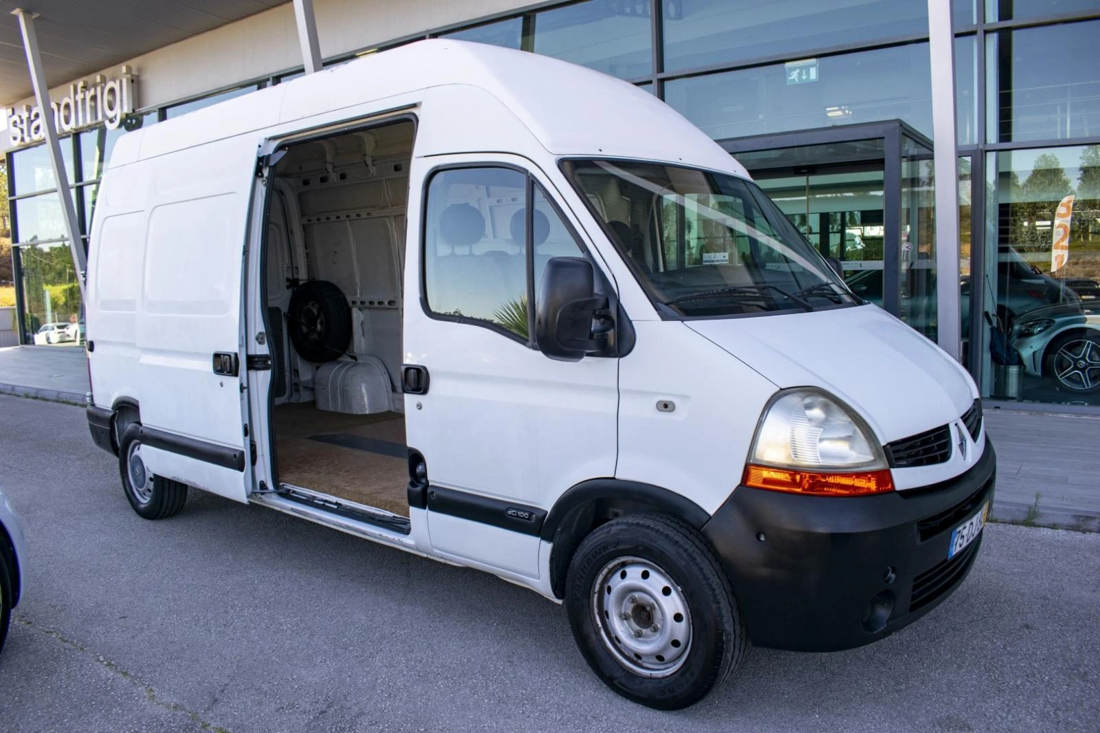 Renault Master 2.5 dCi L3H3 10