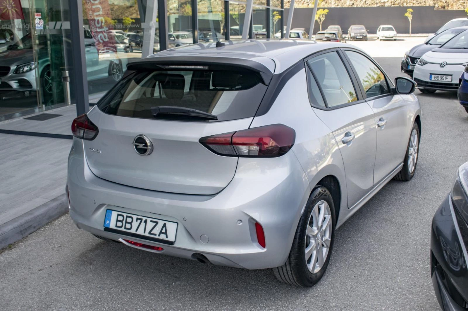 Opel Corsa 1.2 Business Edition 7