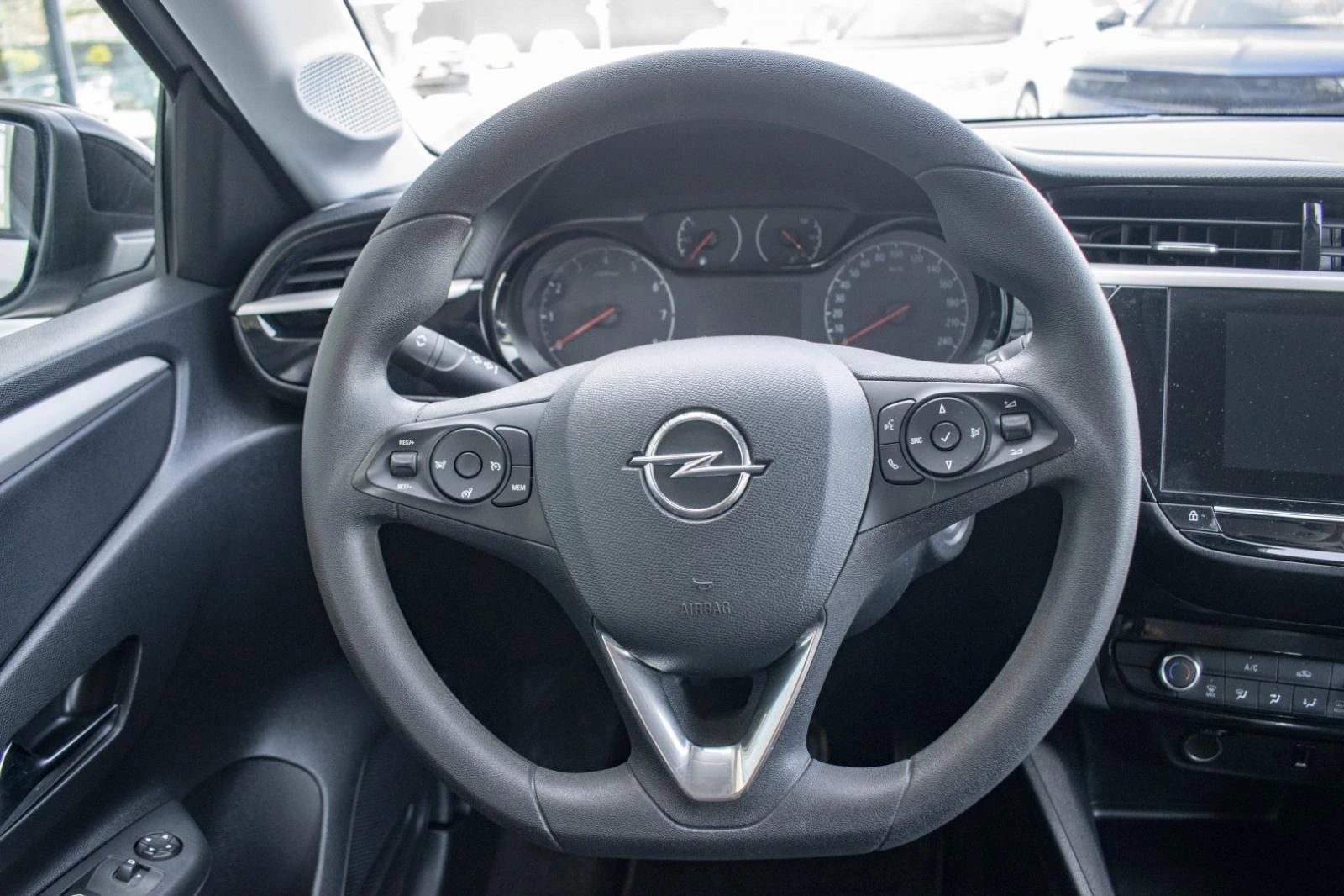 Opel Corsa 1.2 Business Edition 19