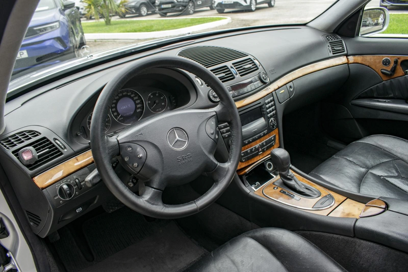 Mercedes-Benz E 270 CDi Elegance 14