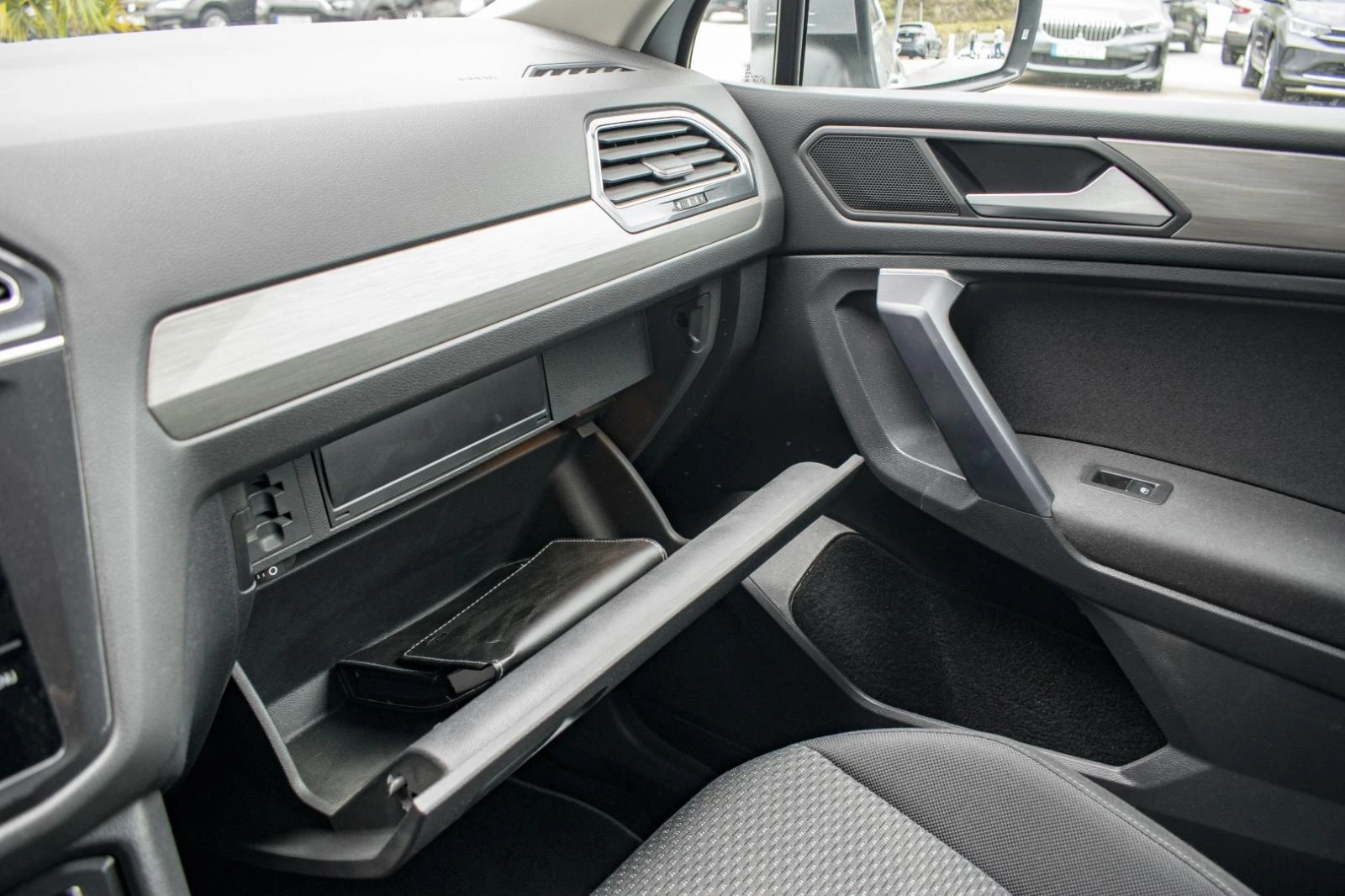 Volkswagen Tiguan Allspace 2.0 TDI Confortline DSG 39
