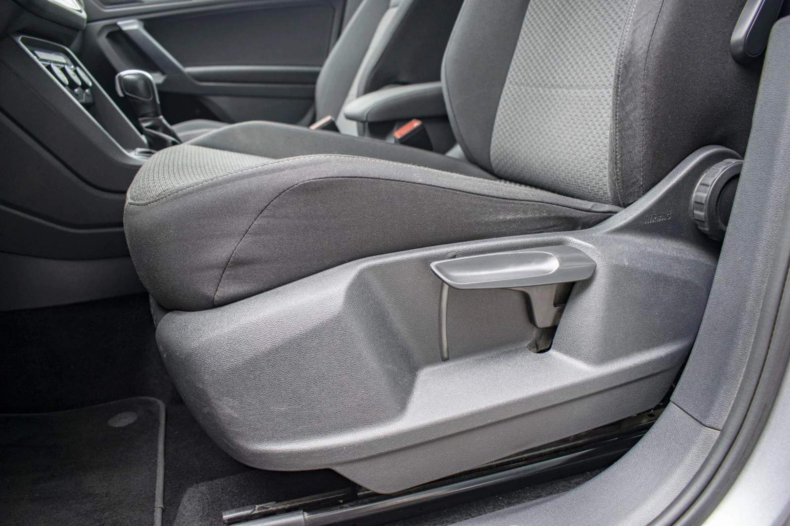 Volkswagen Tiguan Allspace 2.0 TDI Confortline DSG 44