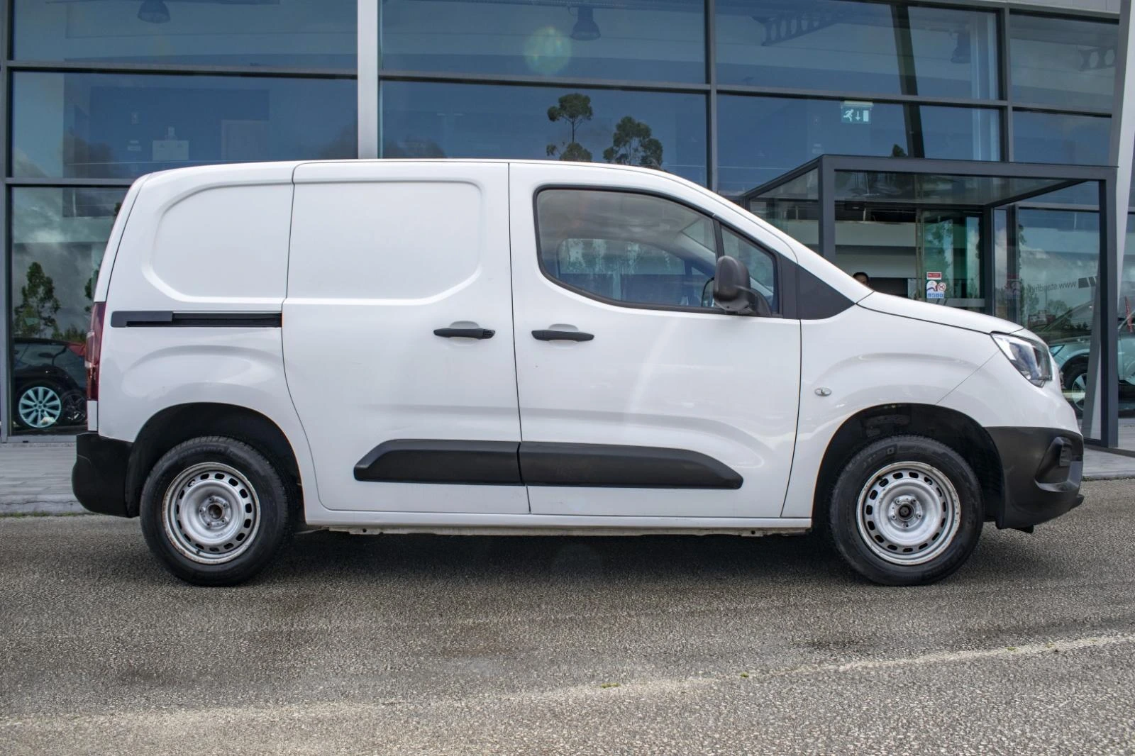 Opel Combo Cargo 1.5 CDTi 3L 8