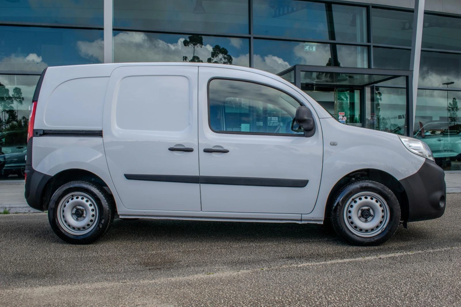 Renault Kangoo 1.5 dCi Business 3L 8