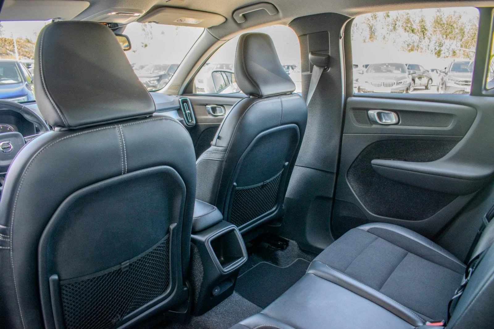 Volvo XC 40 2.0 D3 Momentum 47