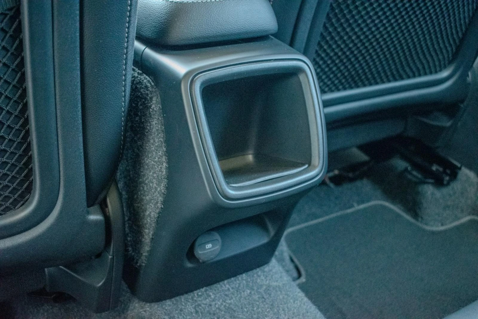 Volvo XC 40 2.0 D3 Momentum 53