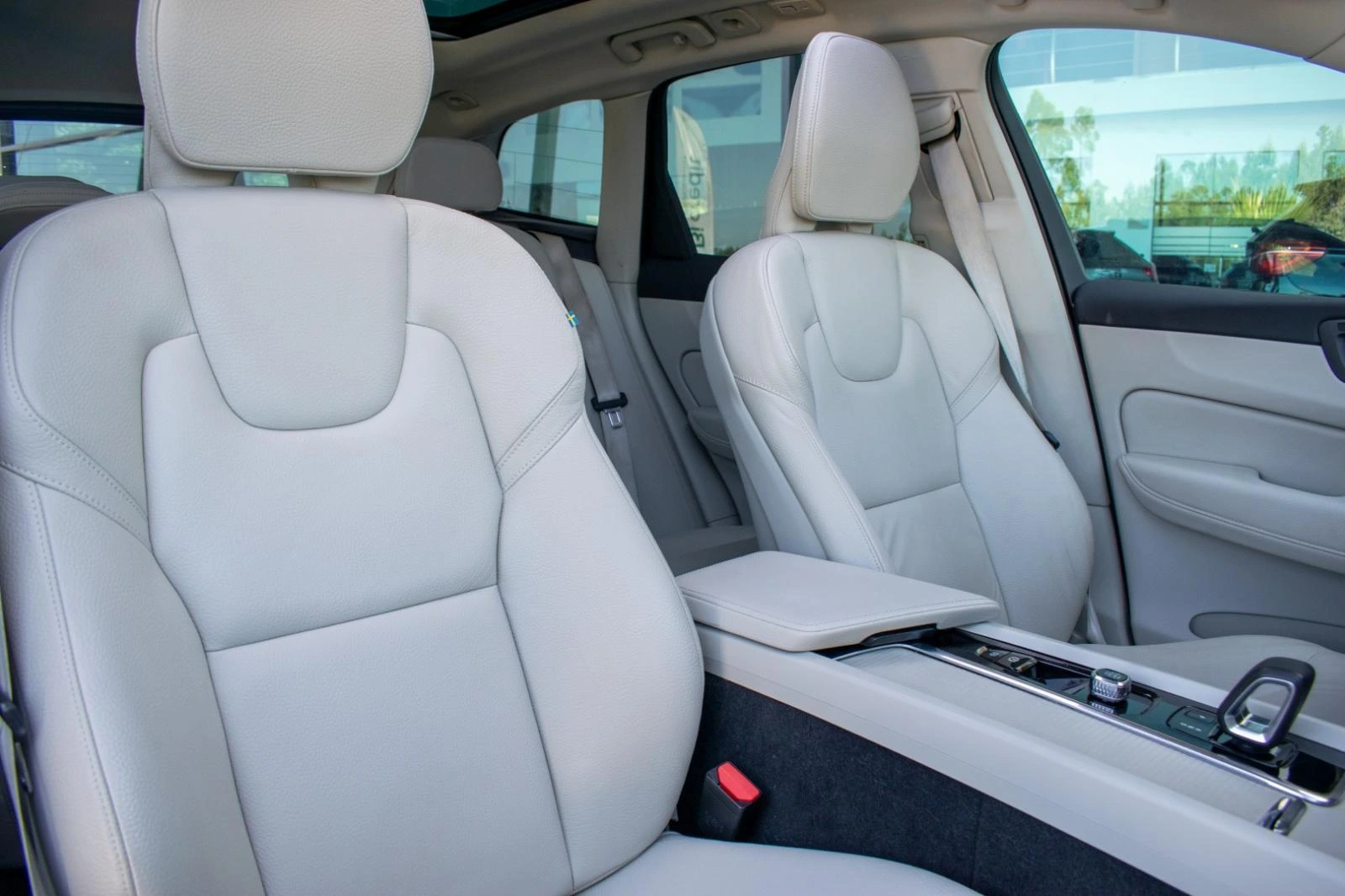 Volvo XC 60 2.0 B4 Momentum 40