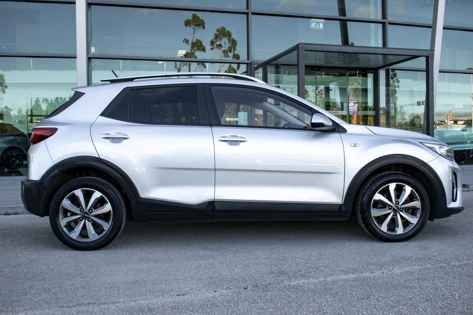 Kia Stonic 1.2 Dynamic 8