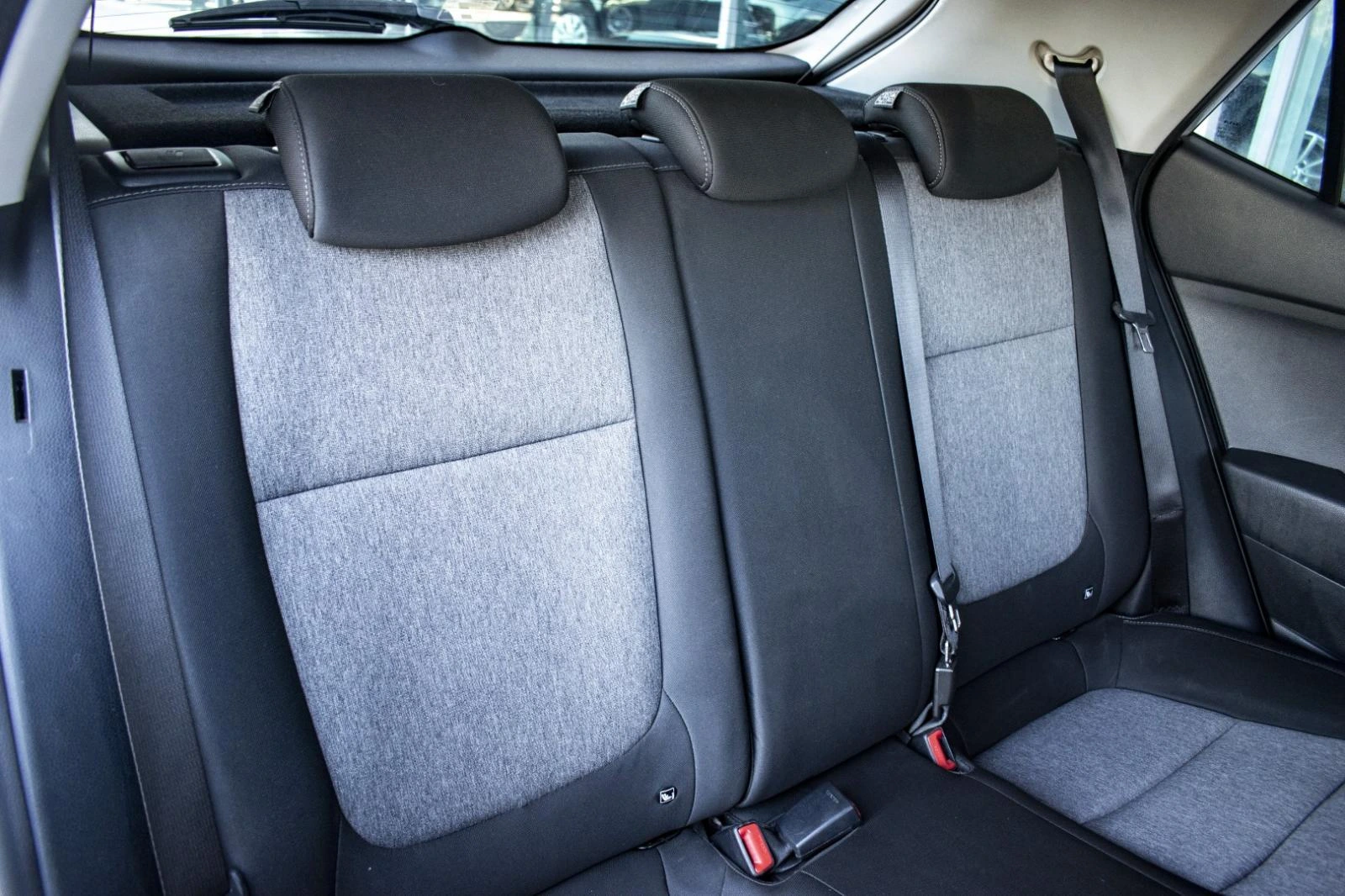 Kia Stonic 1.2 Dynamic 41