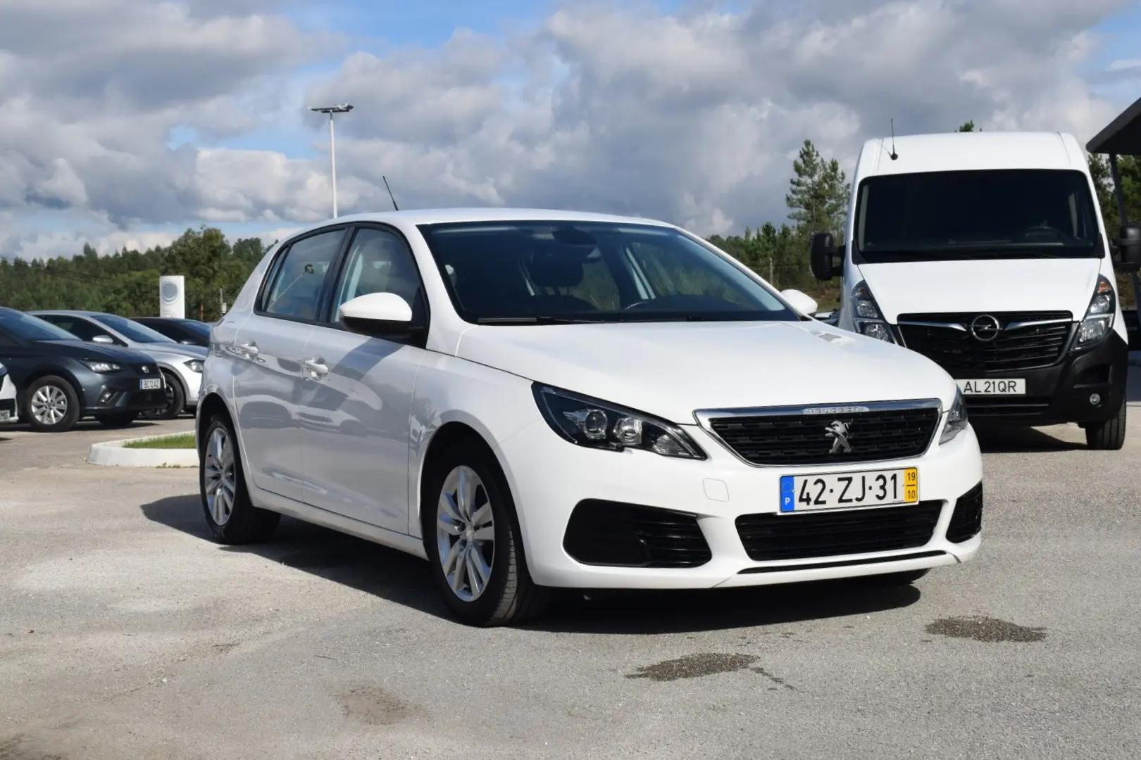 Peugeot 308 1.5 BlueHDi Business Line 1