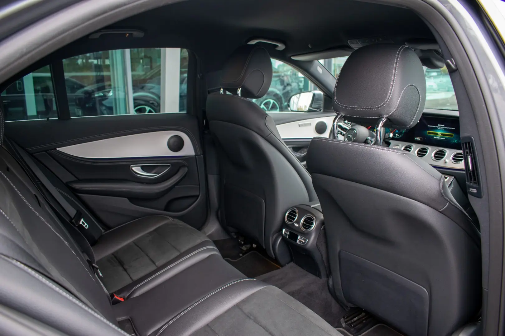 Mercedes-Benz E 300 de AMG Line 48