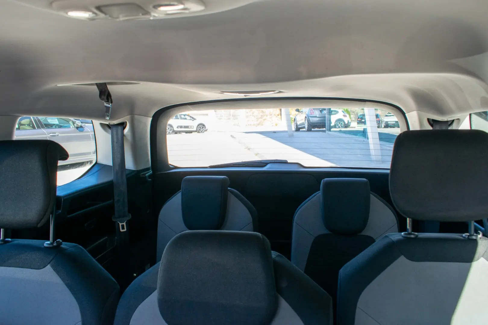 Citroen C4 Picasso 1.6 HDI 7L 29