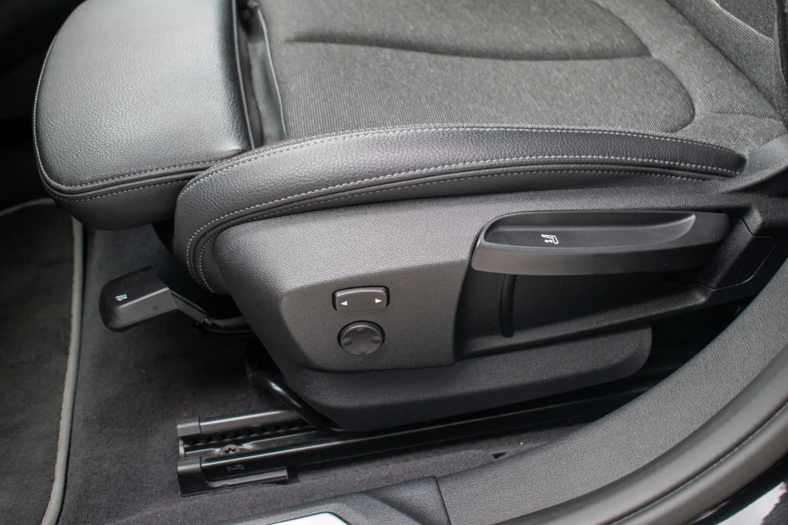 BMW 116 d Line Sport Auto 24