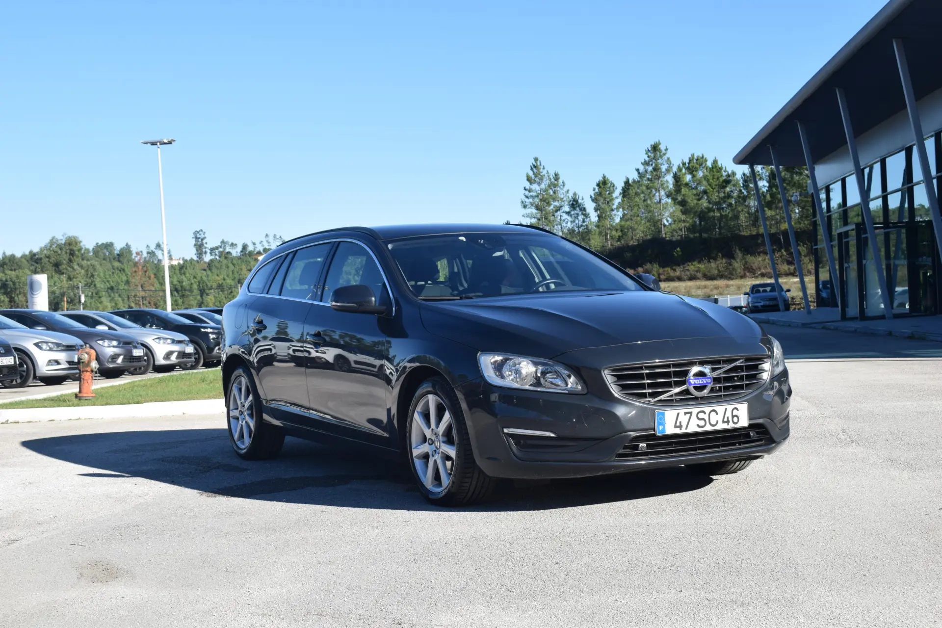 Volvo V60 2.0 D4 Momentum 1