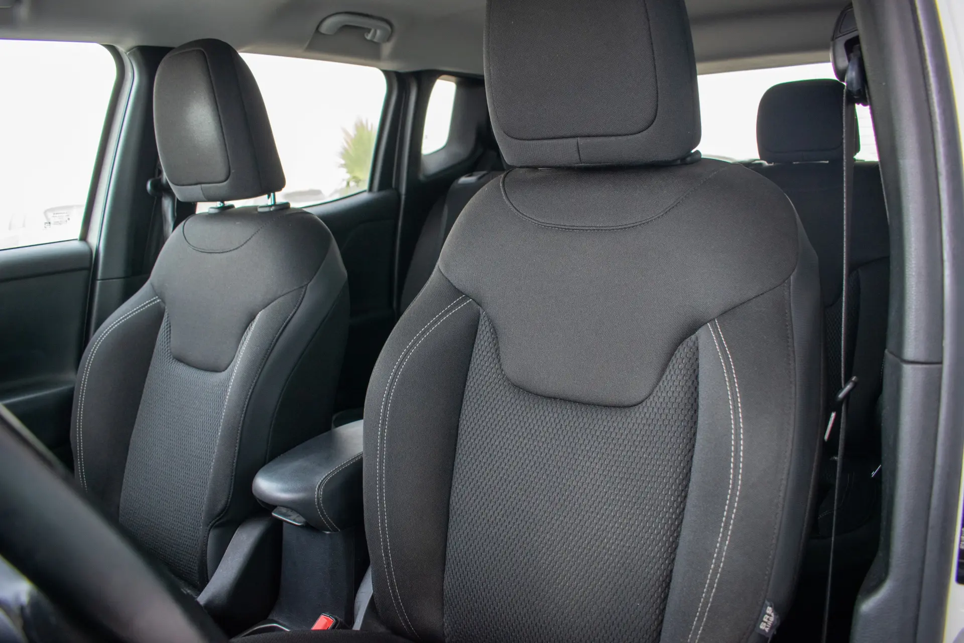 Jeep Renegade 1.6 MJD Limited 39