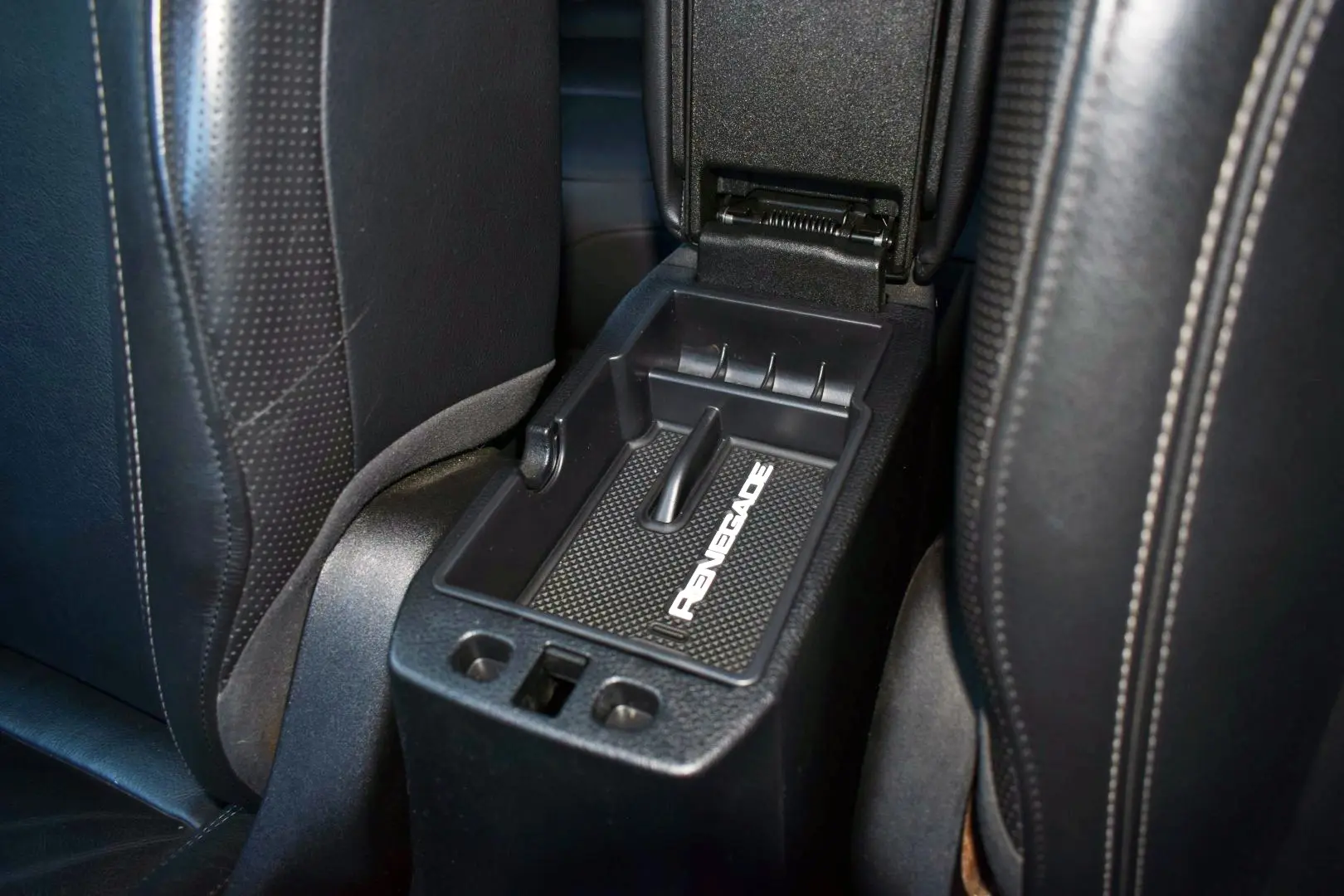 Jeep Renegade 1.0 T-GDI Limited 43