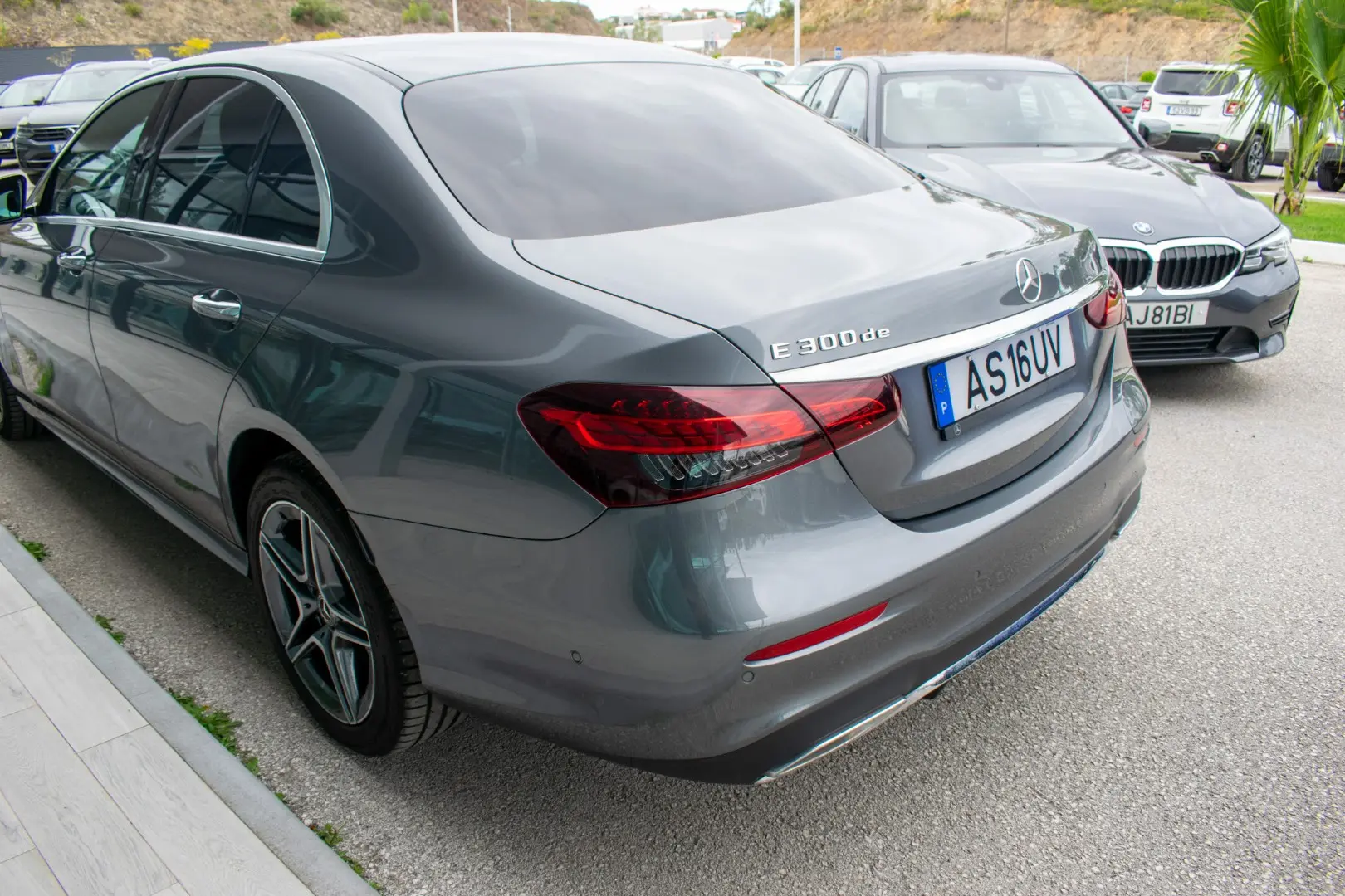 Mercedes-Benz E 300 de AMG Line 13