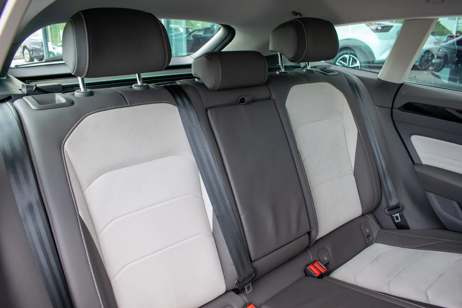 Volkswagen Arteon Shooting Brake 1.4 TSI eHybrid Elegance 44