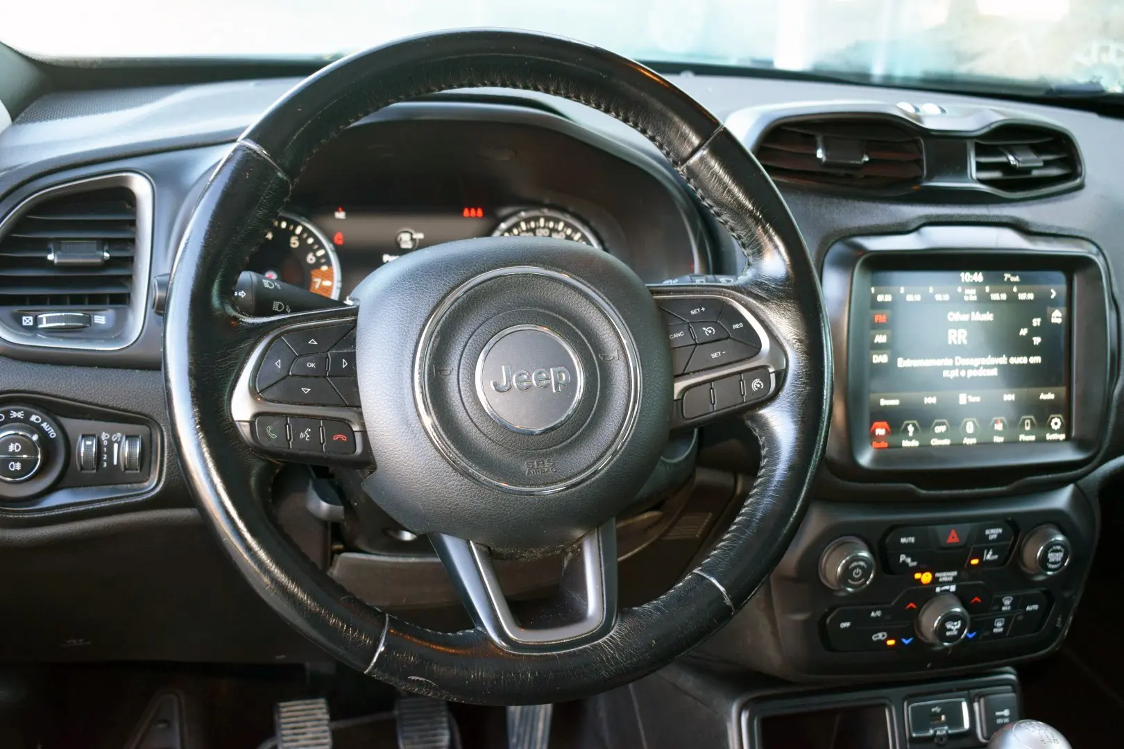 Jeep Renegade 1.0 T-GDI Limited 29