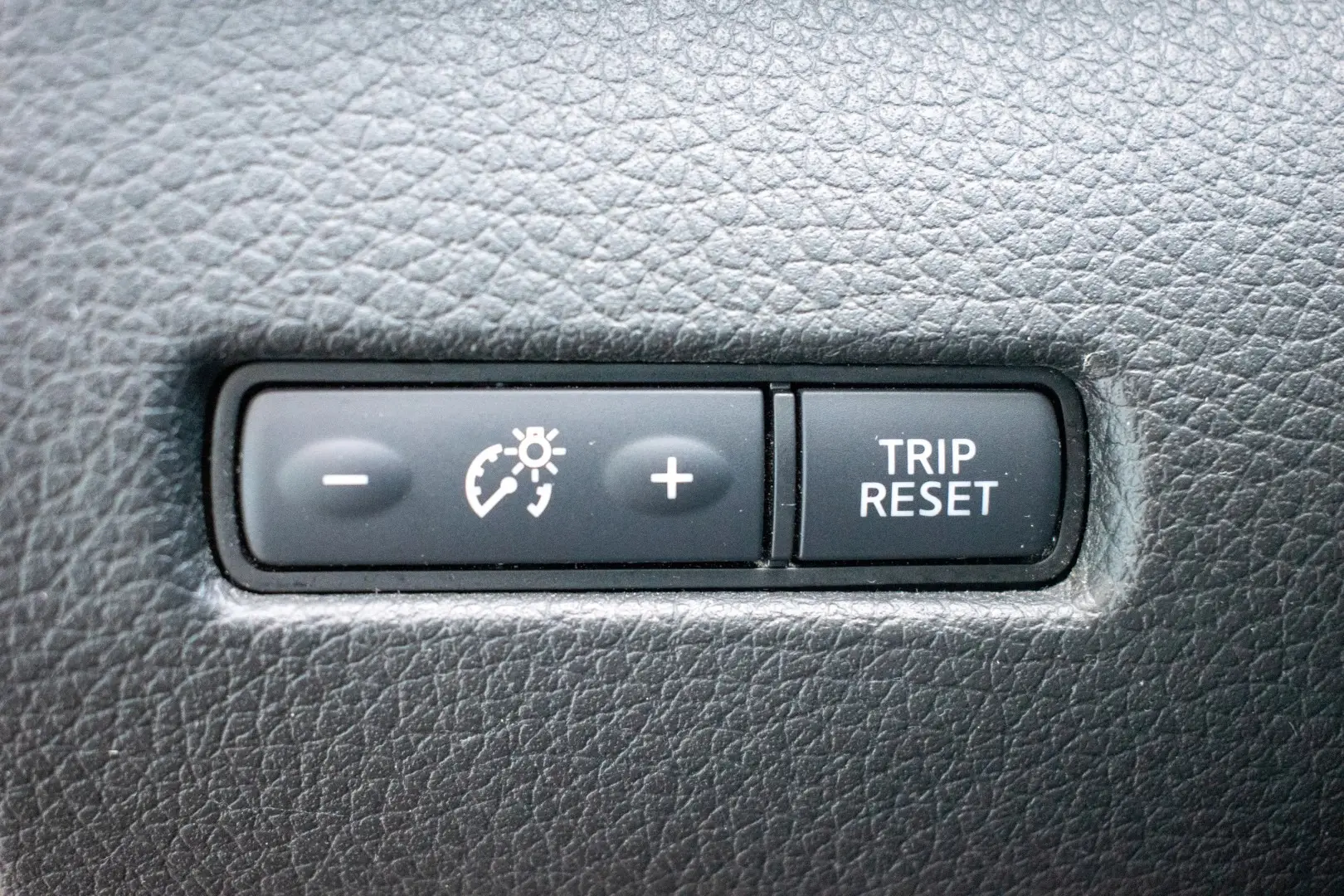 Nissan Qashqai 1.5 dCi N-Connecta J18 25