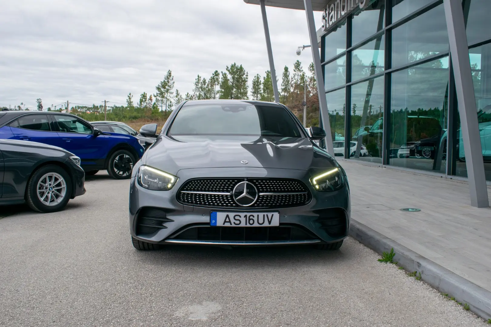 Mercedes-Benz E 300 de AMG Line 2
