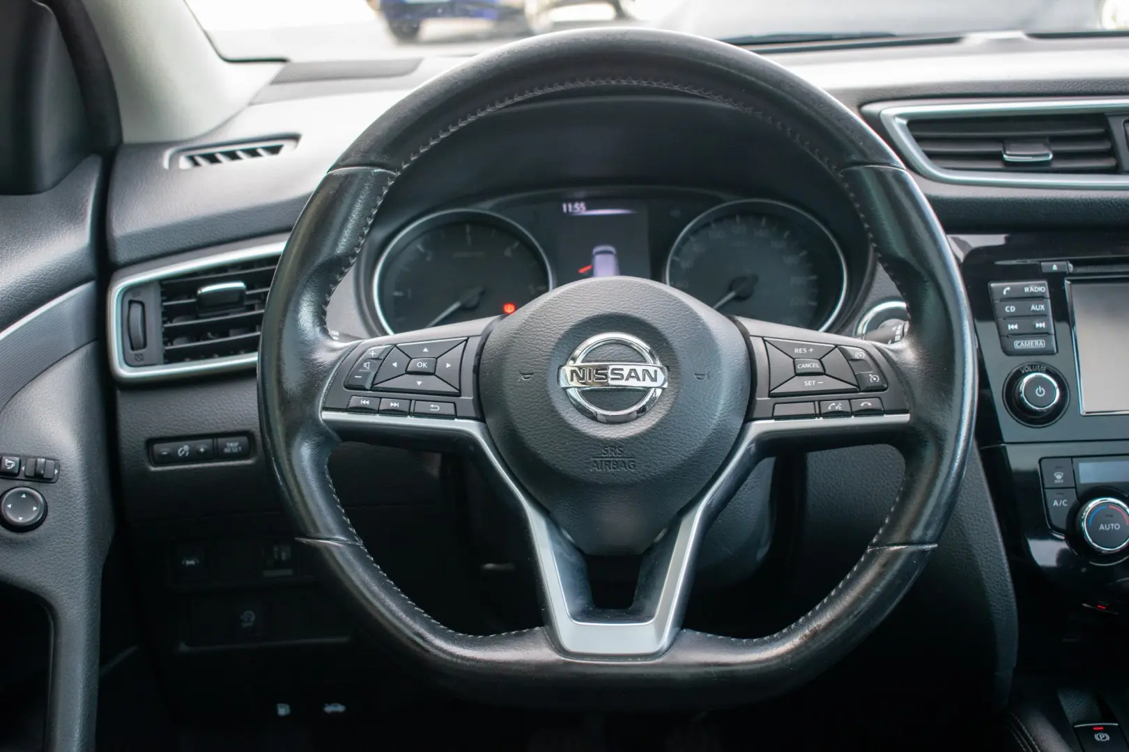 Nissan Qashqai 1.5 dCi N-Connecta J18 22