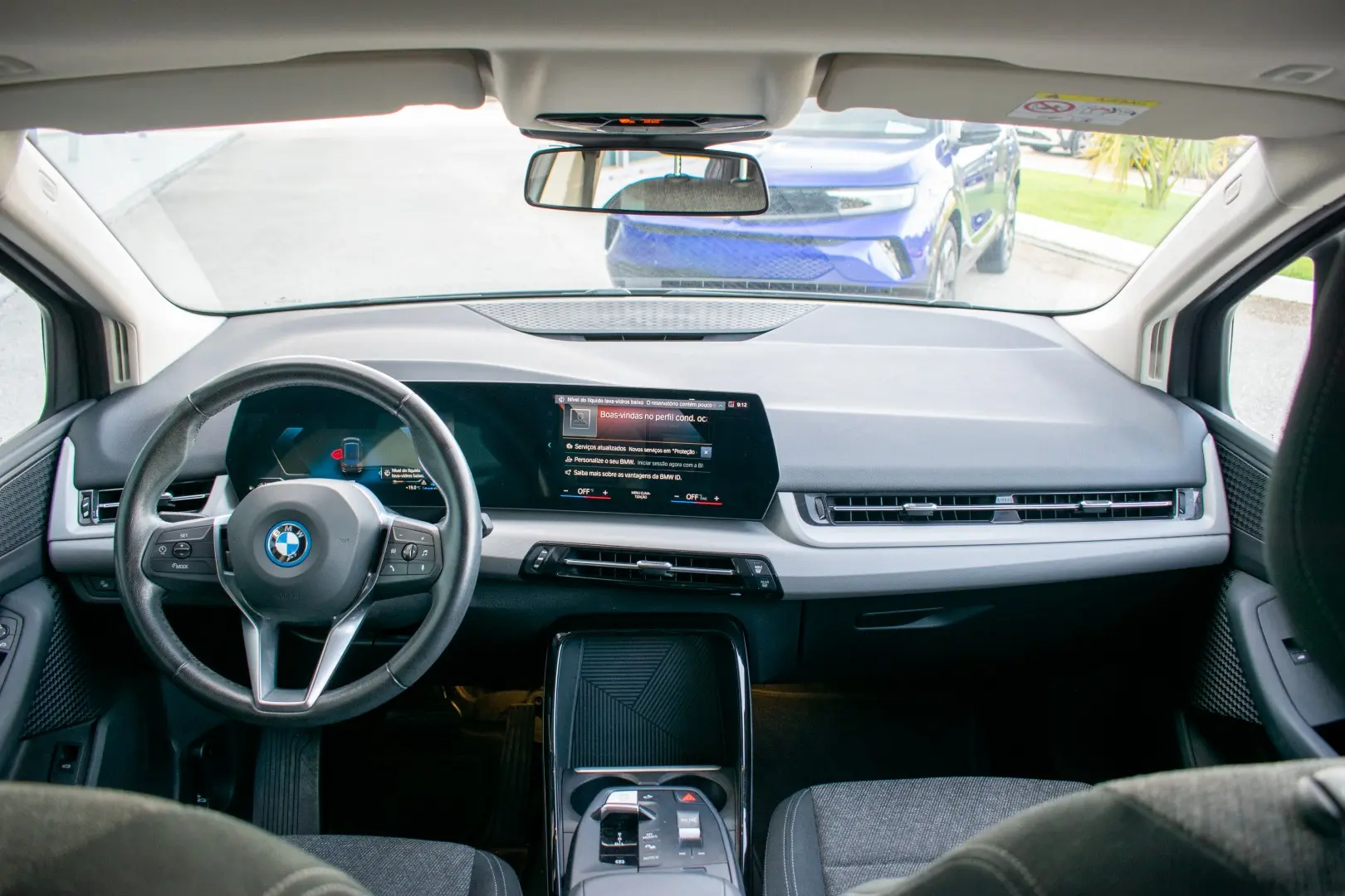 BMW 225xe Active Tourer 21