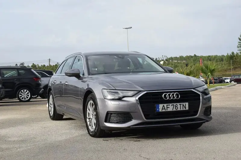 Audi A6 Avant 40 TDI S tronic 1