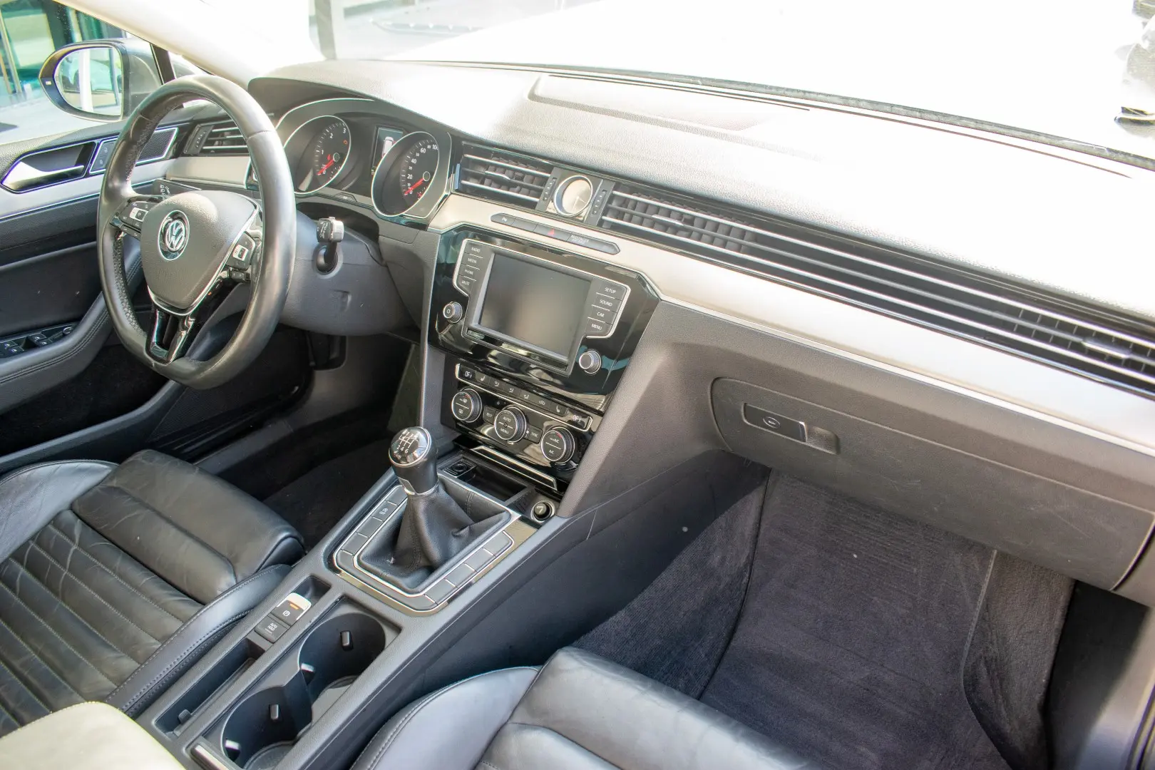 Volkswagen Passat Variant 2.0 TDi Highline 21