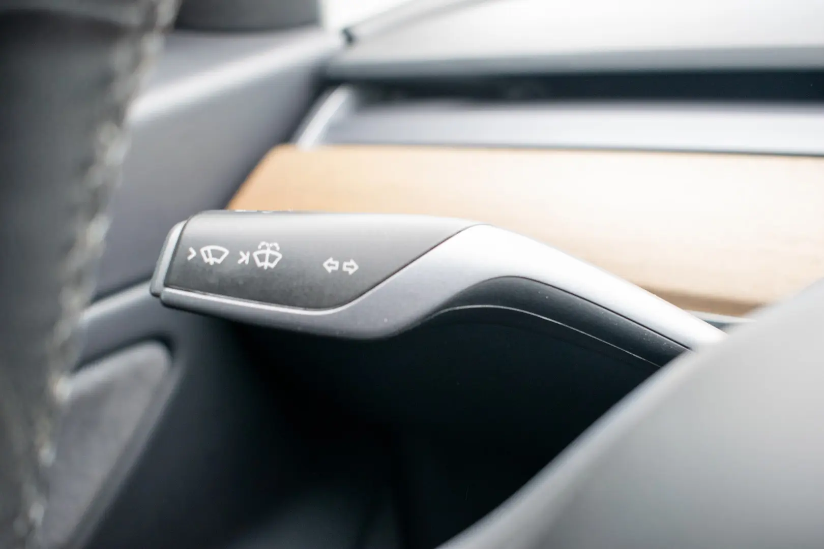 Tesla Model 3 Long Range Tração Integral 42