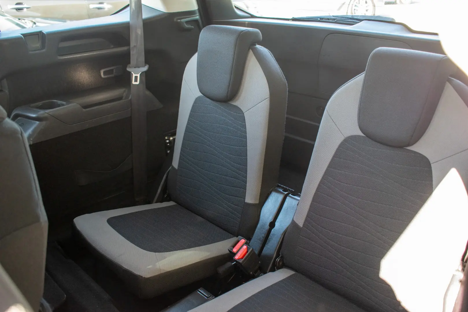 Citroen C4 Picasso 1.6 HDI 7L 30