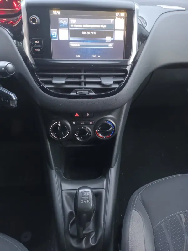 Peugeot 208 1.2 PureTech Active 19