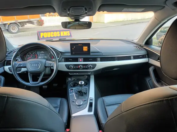 Audi A4 Avant 2.0 TDI Advance 10