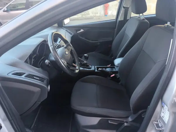 Ford Focus 1.5 TDCi Trend+ 9