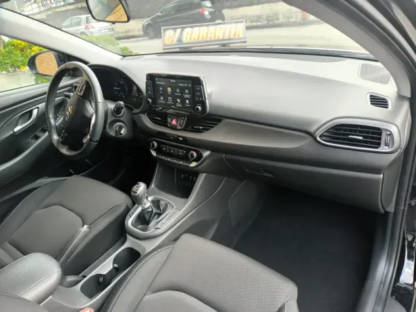 Hyundai i30 1.0 T-GDi Style 8