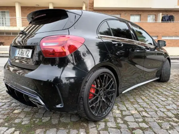 Mercedes-Benz A 45 AMG 4-Matic 8