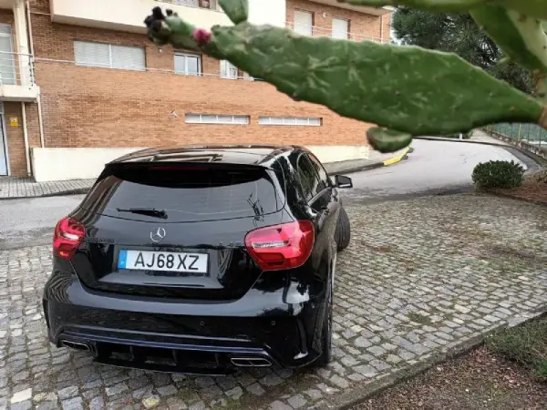 Mercedes-Benz A 45 AMG 4-Matic 9