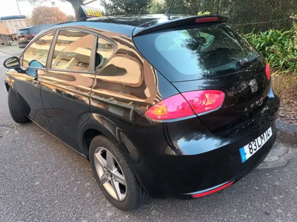 SEAT Leon 1.6 TDi Reference 8