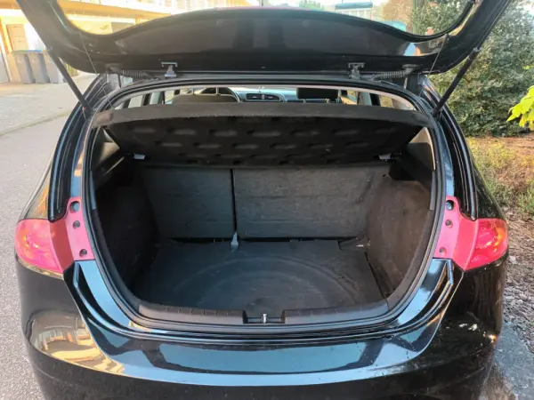 SEAT Leon 1.6 TDi Reference 18