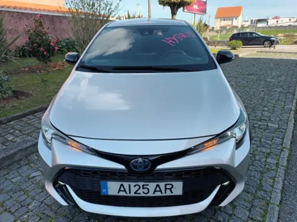 Toyota Corolla 1.8 Hybrid Comfort 3