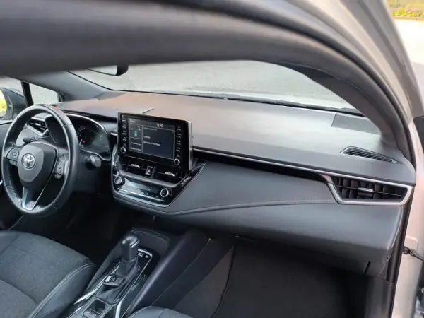 Toyota Corolla 1.8 Hybrid Comfort 16