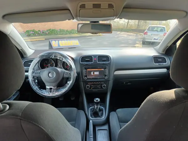 Volkswagen Golf Variant 1.6 TDi Highline 11