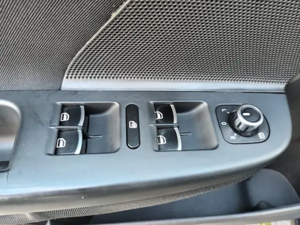 Volkswagen Golf Variant 1.6 TDi Highline 15