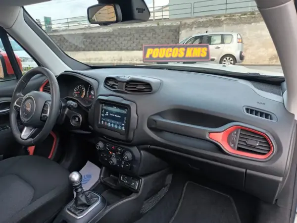 Jeep Renegade 1.0 T Orange Edition 21