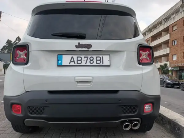 Jeep Renegade 1.0 T Orange Edition 30