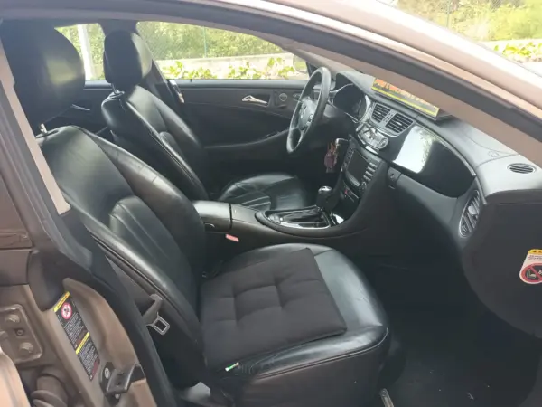 Mercedes-Benz CLS 320 CDi 11