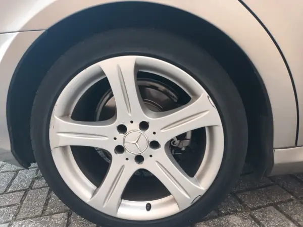 Mercedes-Benz CLS 320 CDi 24