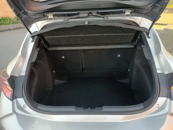 Toyota Corolla 1.8 Hybrid Comfort 22