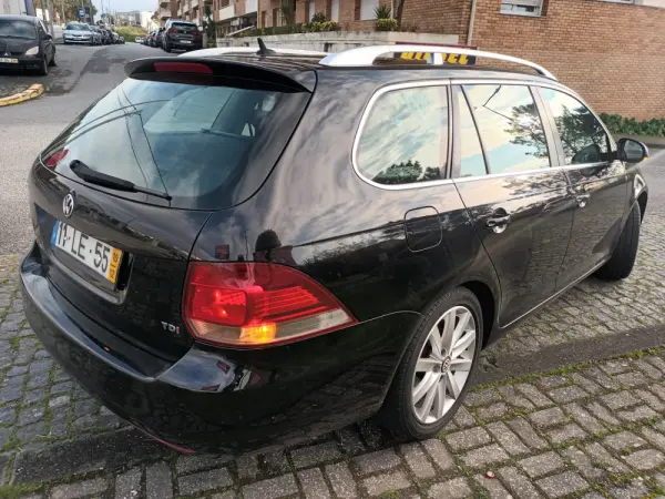 Volkswagen Golf Variant 1.6 TDi Highline 4